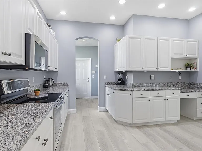 11585 SW Fieldstone Way — Photo 14