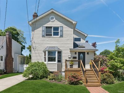 1749 Commonwealth Avenue, Merrick, NY, 11566