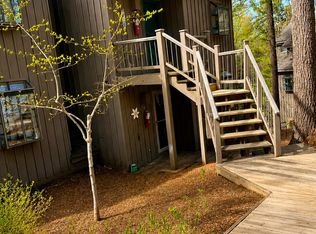 42 Hawks Nest Gln, Glen Arbor, MI 49636