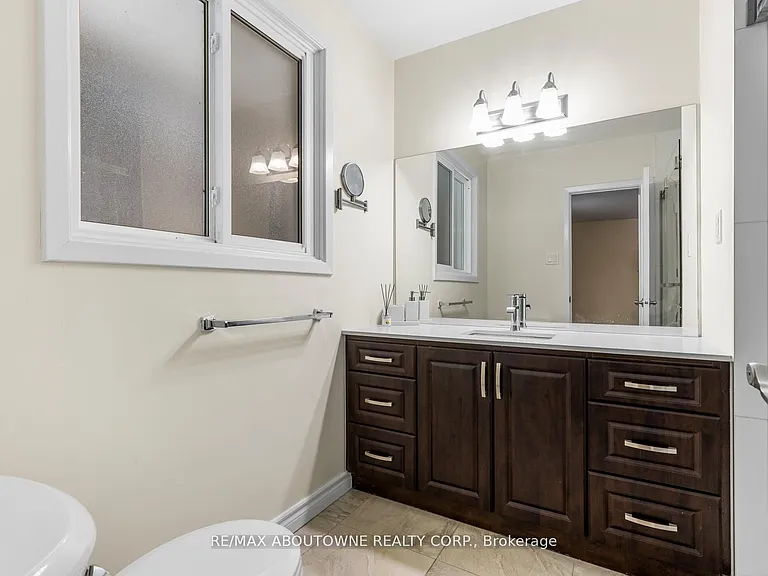 145 Wolfdale Ave — Photo 20