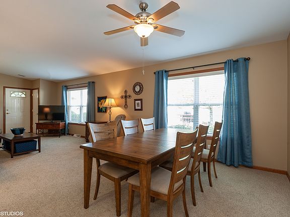3rd image of 2606 Maywood Ct