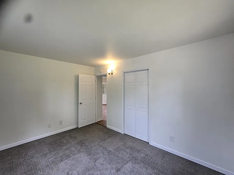 695 Jacobas Rd — Photo 17