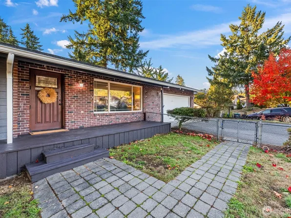3300 Madrona Drive SE, Port Orchard, WA 98366