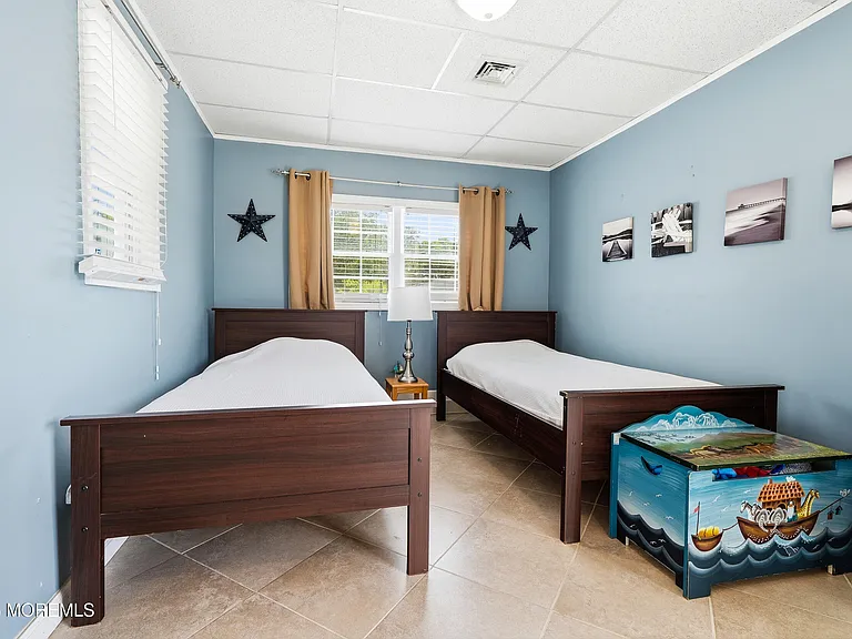 81 Berry Pl — Photo 7