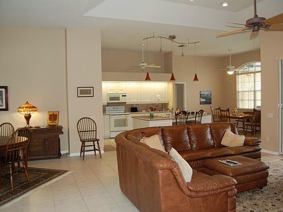 5th image of 4415 Almar Dr