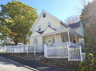 4 Nelson St, Lawrence, MA 01841