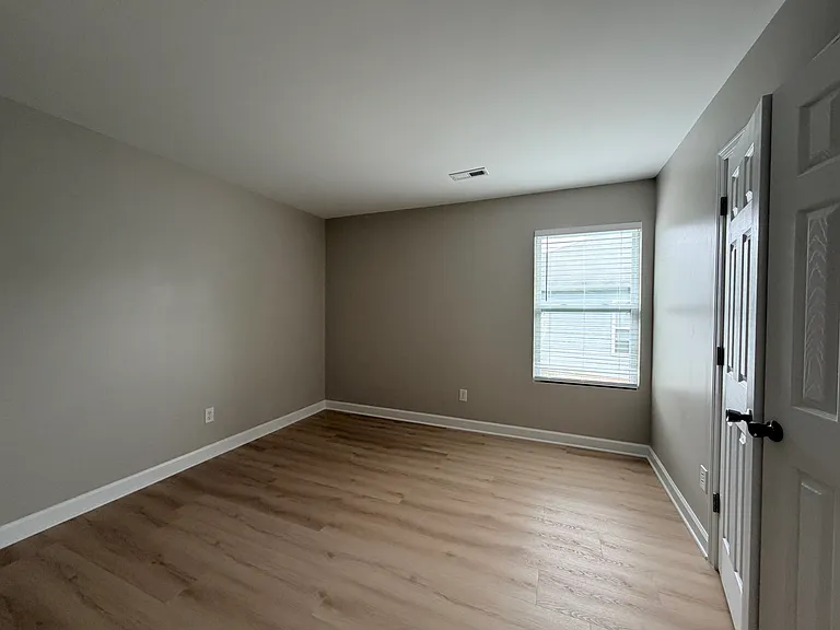 3963 Heather View Ln — Photo 31