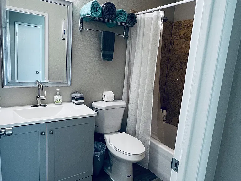 4525 Zachary Way #1 — Photo 4