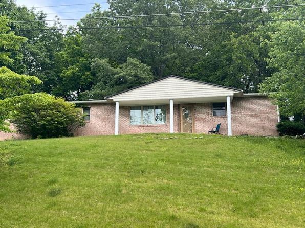 322 Norfolk Cir