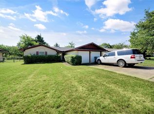 1015 S Valentine Dr, Sherman, TX 75090