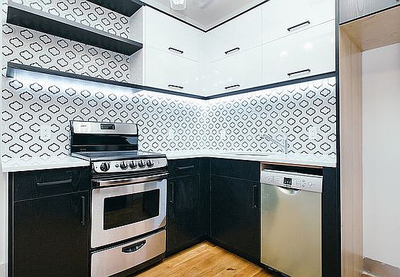 5th image of 876 Bergen St APT 5B