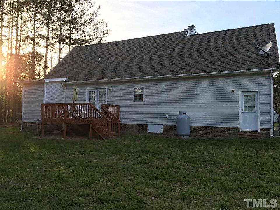 2nd image of 1717 Cobblestone Dr