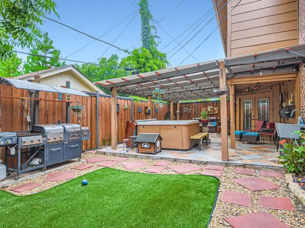 1502 Brentwood Dr, Irving, TX 75061