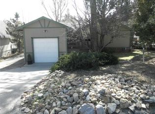 420 San Martin Dr, Big Bear City, CA 92314