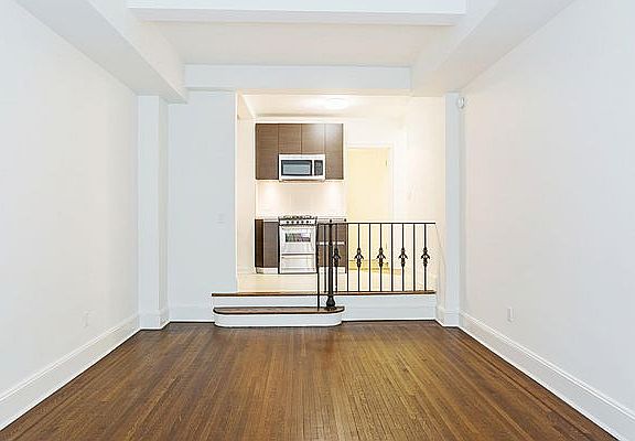 5th image of 501 W 113th St APT 201