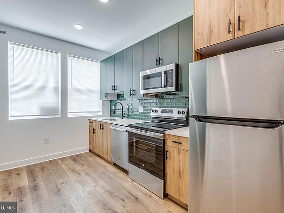 2nd image of 2226 N Reese St #1