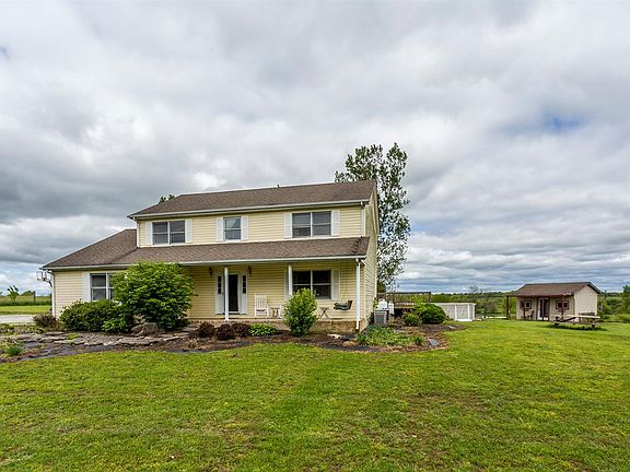 2nd image of 500 Richardson Ln