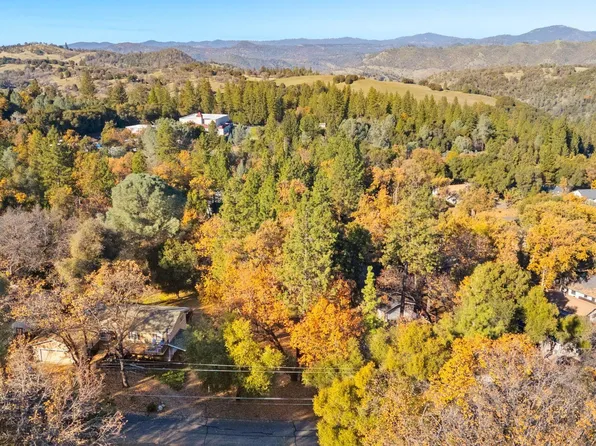 19291 Ferretti Rd, Groveland, CA 95321