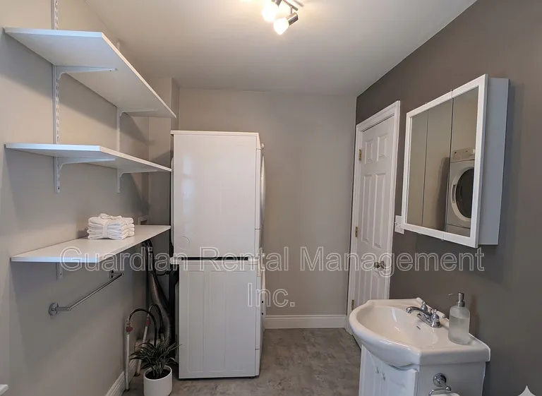 108 Banning St #2 — Photo 11