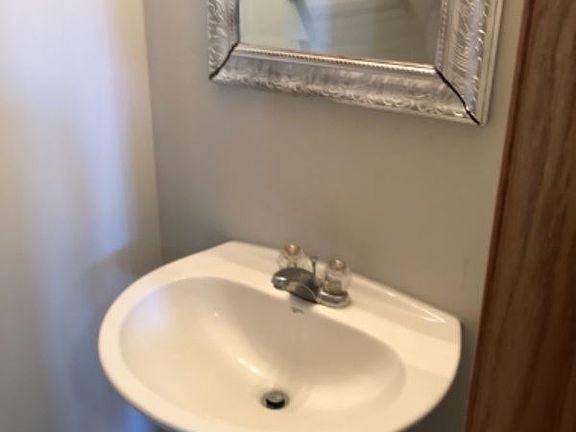 4th image of 6782 Slate Dr