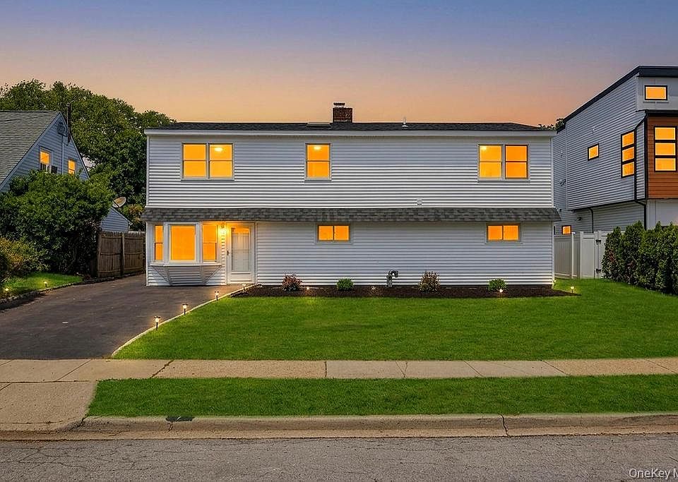 1st image of 7 Sunrise Lane