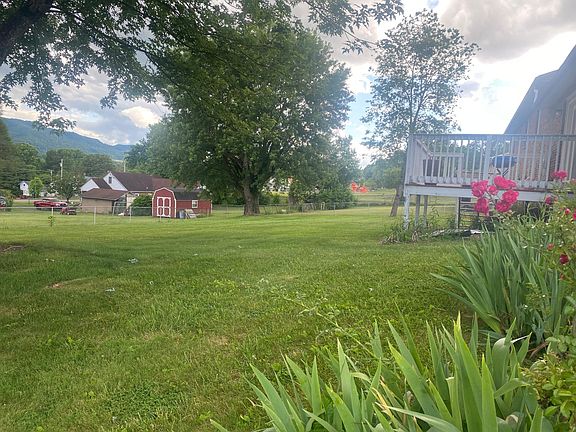 5th image of 1014 Fremont Dr