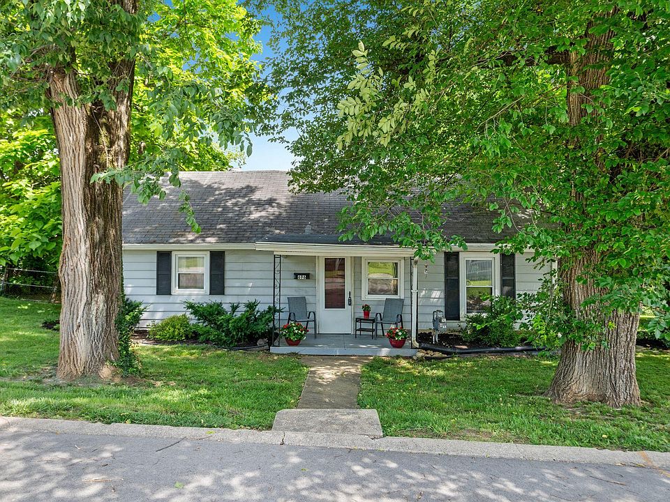 1st image of 696 Fairview Ave