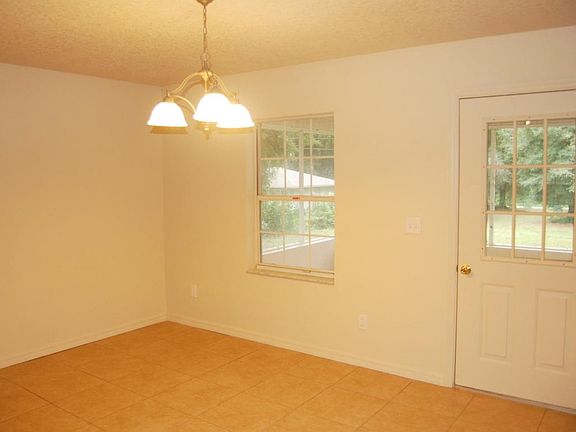 4th image of 3460 SE 132nd Pl
