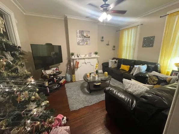 3813 Fairmount Ave, Philadelphia, PA 19104