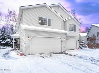 11761 Birch Knoll Loop #11761, Anchorage, AK 99515