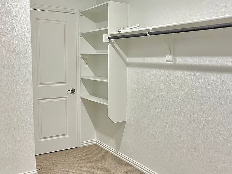 2624 Wellington Ln — Photo 19