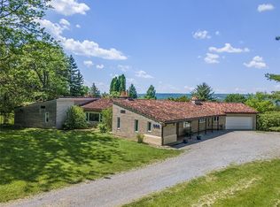 988 Cayuga Heights Rd, Ithaca, NY 14850