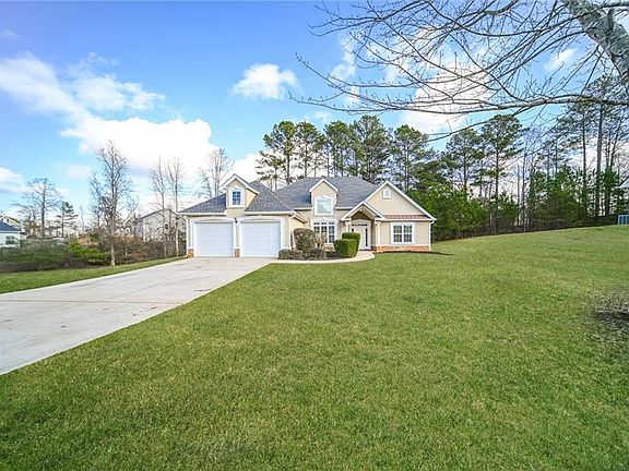 3rd image of 80 Knolls Rdg