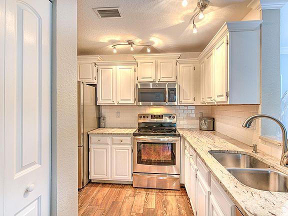 4th image of 947 Normandy Trace Rd