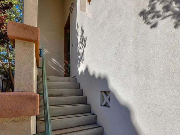 4th image of 1367 McKinley Ct