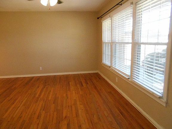 3rd image of 2907 Linden Ave