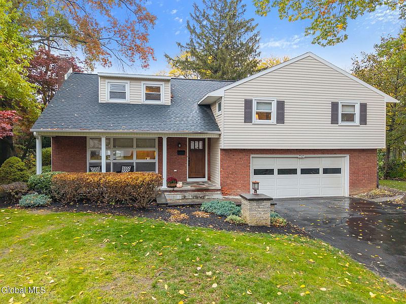 2nd image of 2505 Whamer Lane