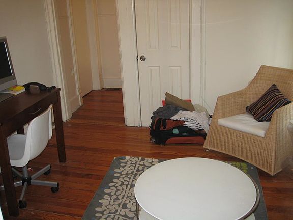 Den Area