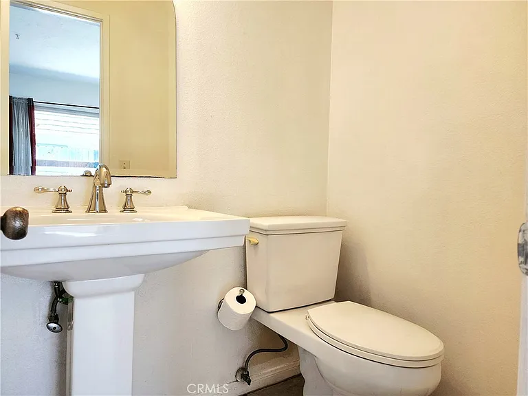 3733 N Harbor Blvd #53 — Photo 6