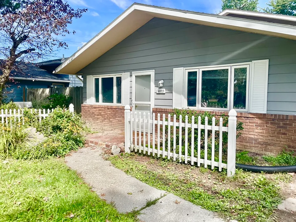 4885 Lear Nagle Rd