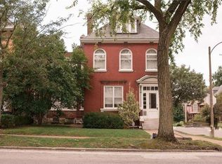 3458-3460 Sidney St, Saint Louis, MO 63104