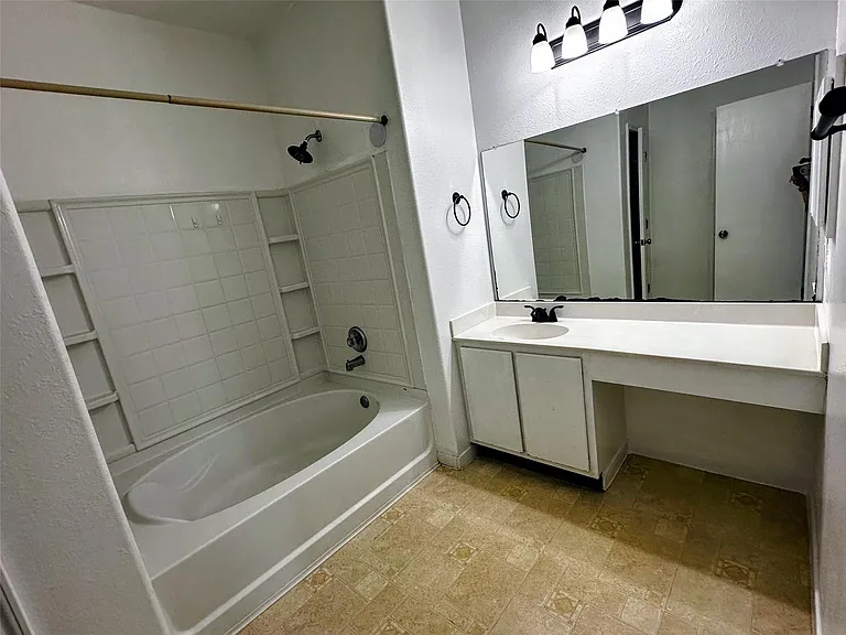7722 Prairie Fire Ln — Photo 27