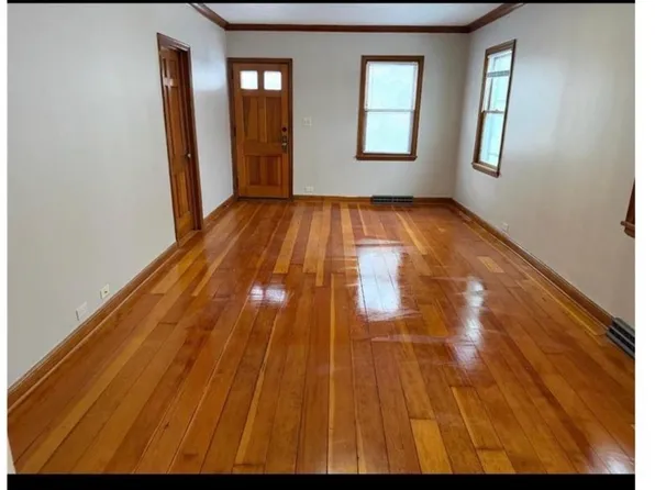 1068 Arundel St, Saint Paul, MN 55117