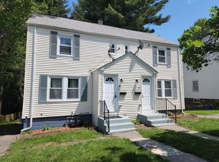 49-51 Walworth St, Worcester, MA 01602