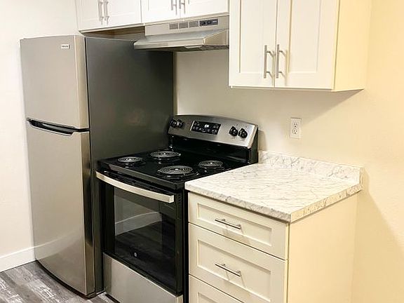 2nd image of 4309 Jellison St #203A