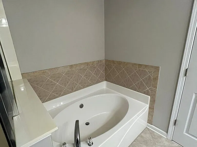821 Tulip Poplar Way — Photo 18