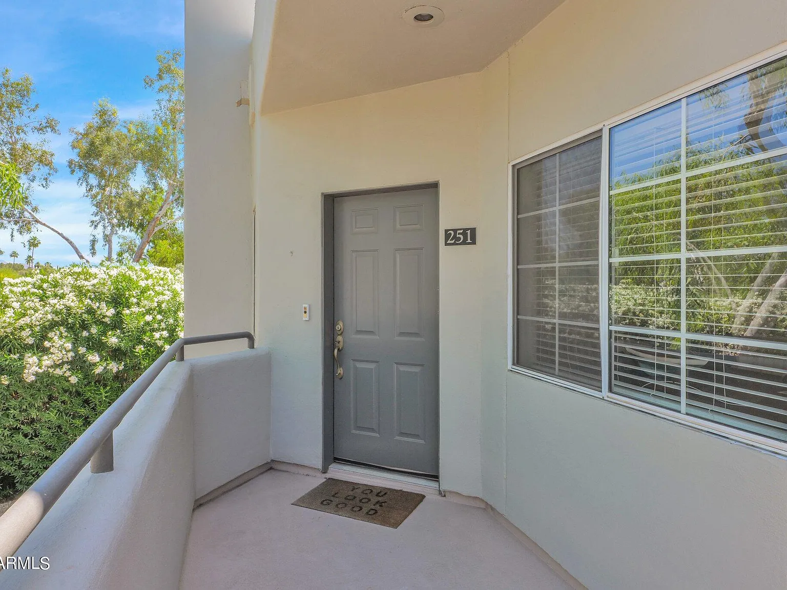 2 bed, 2.0 bath, 1046 sqft, $3,000 — Photo 3