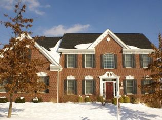 221 Rock Run Rd, Mcmurray, PA 15317