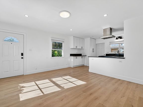 3rd image of 6009 W 85th Pl #6009
