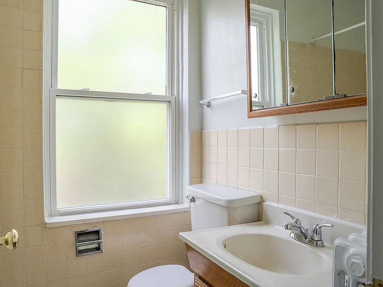 4545 N Beacon — Photo 10